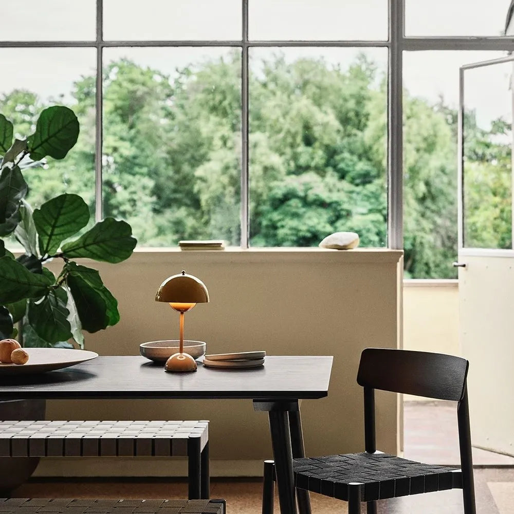 Flower Bud Mushroom Table Lamp