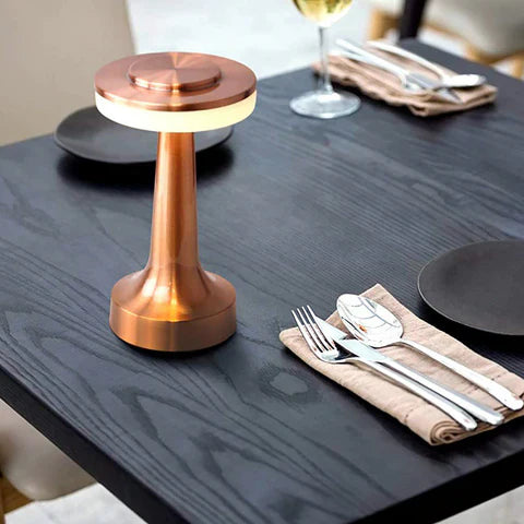 Chic Rounded Design Table Lamp