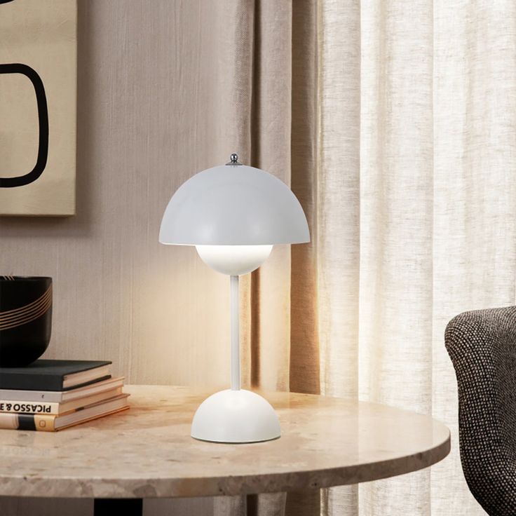 Flower Bud Mushroom Table Lamp