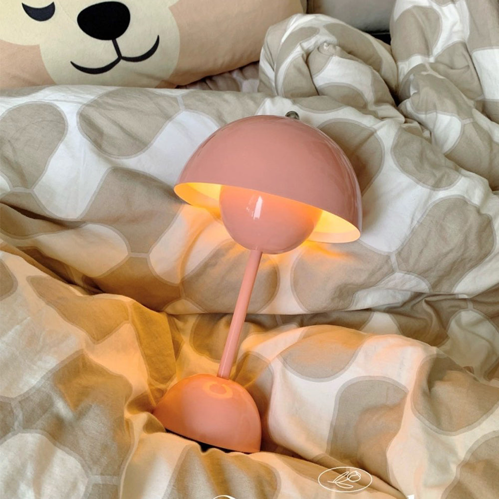 Flower Bud Mushroom Table Lamp